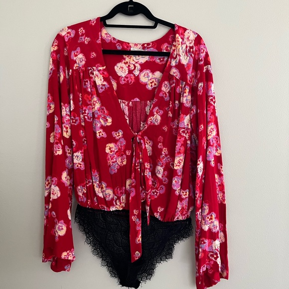Free People Forties Feels Floral Print Bell Sleeves Bodysuit - Picture 3 of 9
